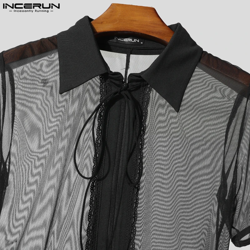 INCERUN 남성 바디수트 메쉬 패치워크 레이스 시스루 레이스업 섹시 롬퍼 남성 플레이수트 여름 2025 라펠 반팔 바디수트