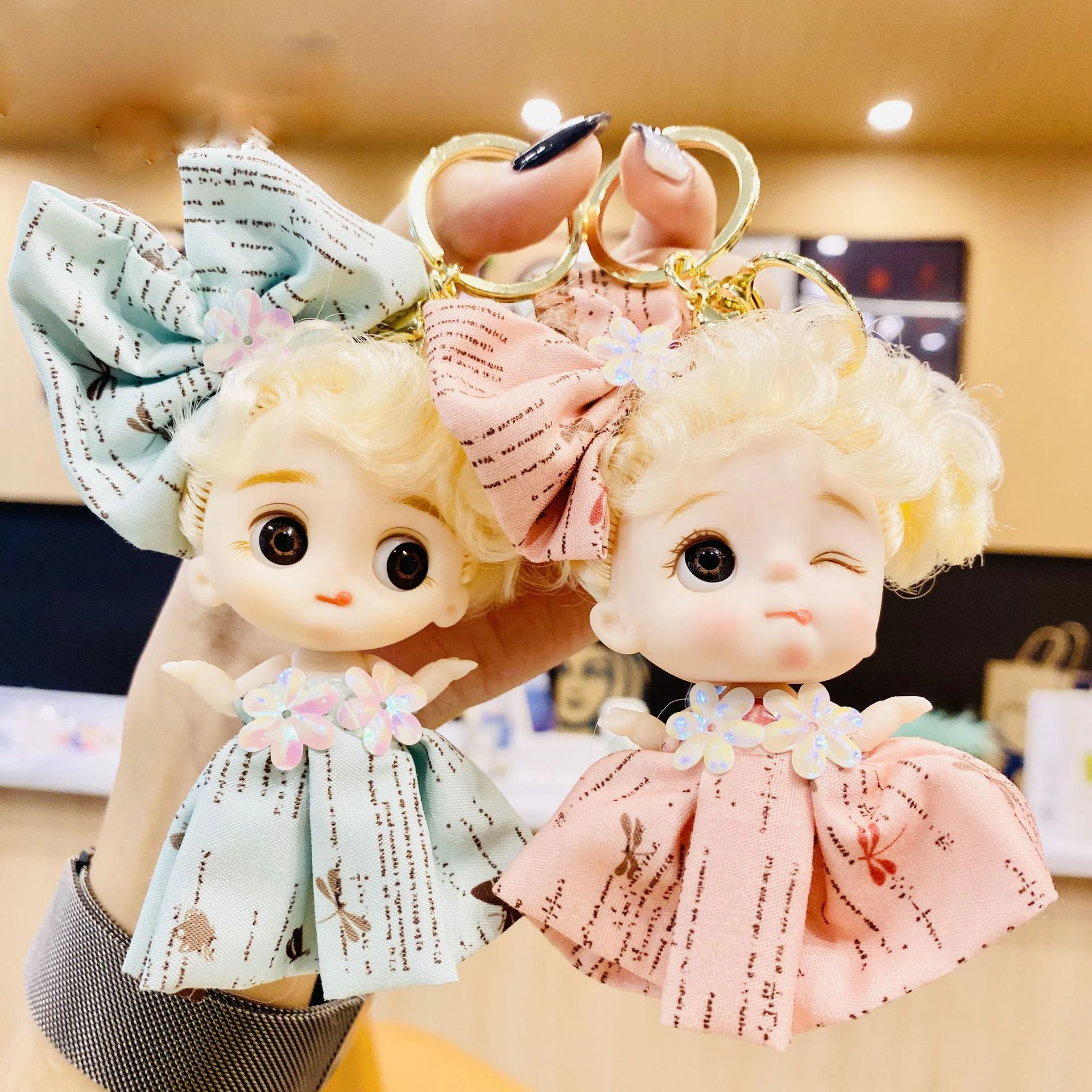 10cm Dolls Pendant For Girls Mini Doll Kawaii Pocket Toys Cute Face Dolls Toy Car Bag Charm Jewelry Keychain Creative Kids Gifts