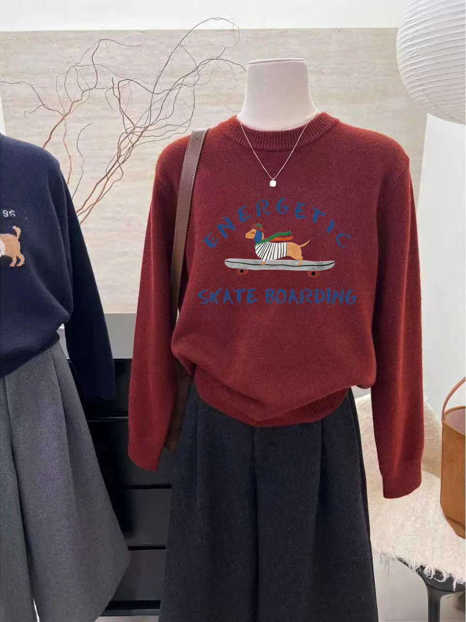 

Festive Wine Red Knitted Sweater with Skateboard Dog Print round Ne Long Sve Anti-Aging Women's Warm Top for Autumn Winter