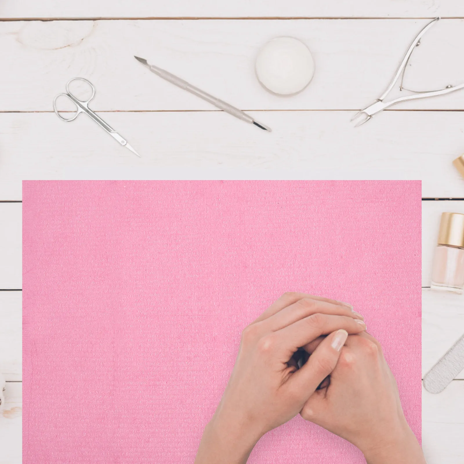 

125Pcs Disposable Tattoo Cleaning Pads Multi Purpose Salon Nail Makeup Cleaning Soft Waterproof Table Covers Protective Mat