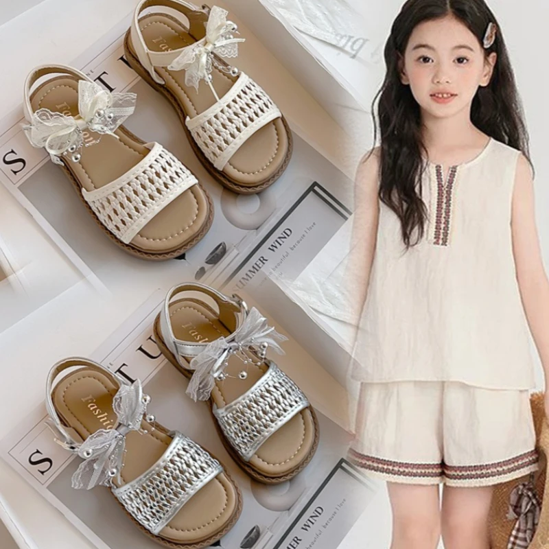 Summer Girl Hollow Sandals 2026 New French Child Soft Shoes Fashionable Girl Anti Slip Comfortable Baotou Anti Collision Sandals