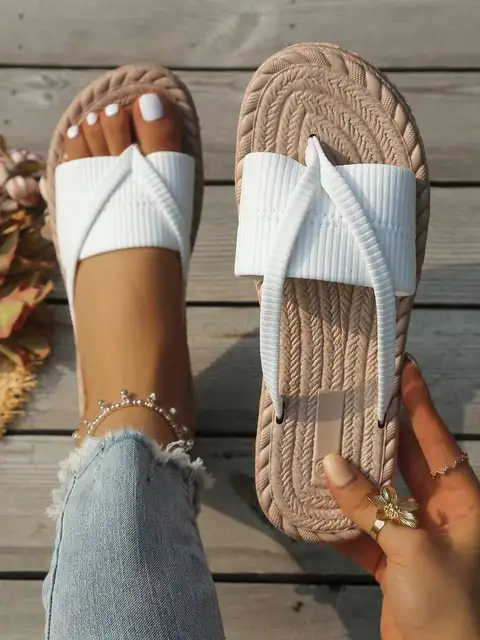 Women's Fashion Beach Flip Flops, Open Toe Slippers, Lightweight Summer Slippers, Plus Size Toe Ring Sandals, Suitable For Outdo