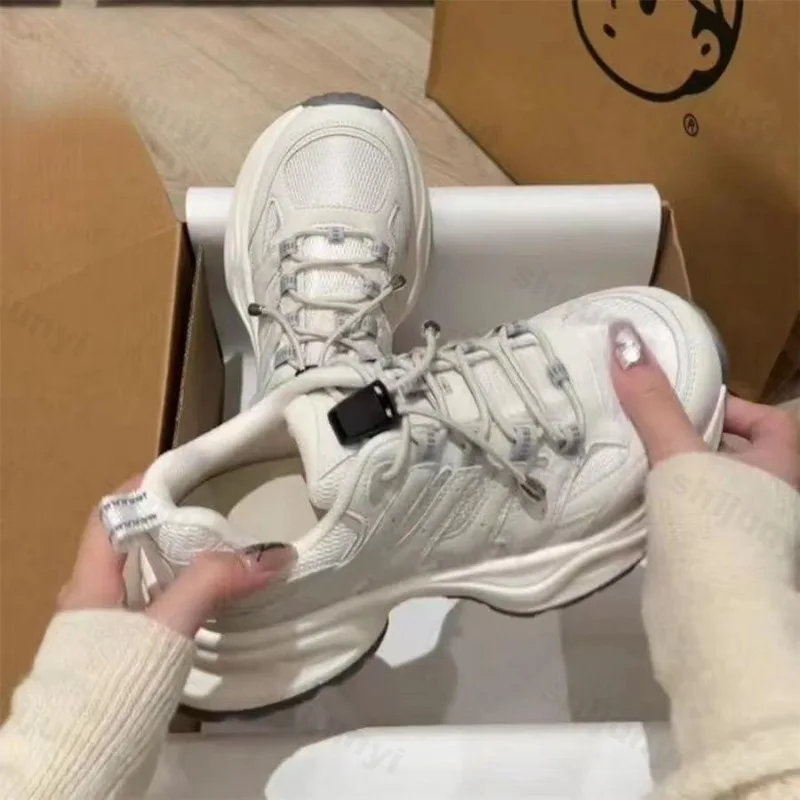 المرأة حذاء للسير مسافات طويلة 2025 الخريف جديد عادية الرياضة في الهواء الطلق احذية الجري عدم الانزلاق الارتفاع زيادة أحذية مفلكنة مريحة #4