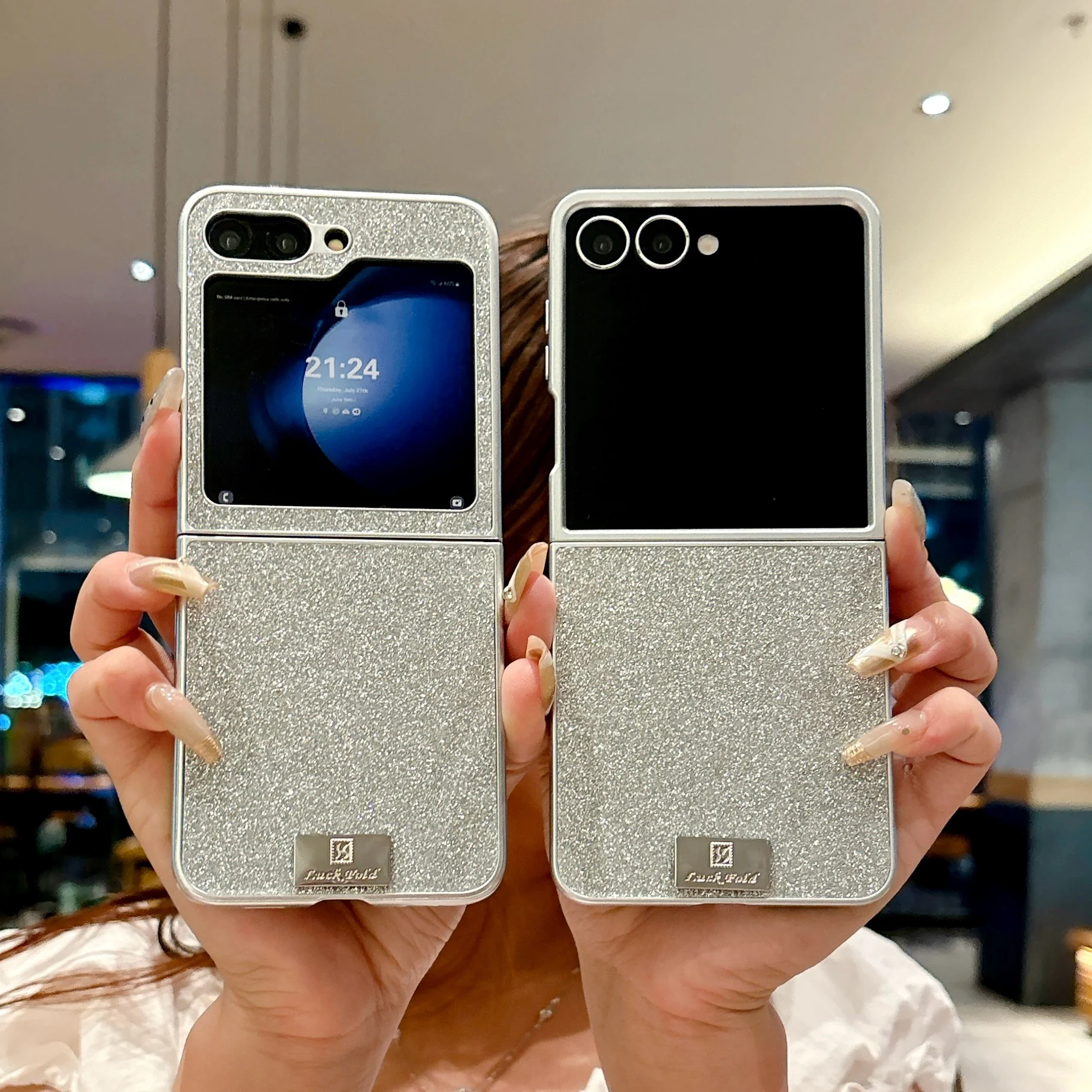 

For Samsung Galaxy Z Flip 7 6 5 4 3 5G Phone Case Fashion Crystal Diamond Glitter Blingbling Plating Frame Shock Protectiv Cover