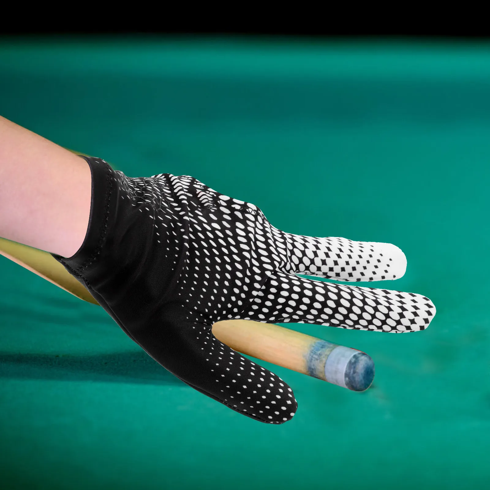 

1Pcs Breathable Billiards Glove 3 Fingers Anti-Slip Elastic Wrist Snooker Cue Glove Black White 3 Fingers Gloves