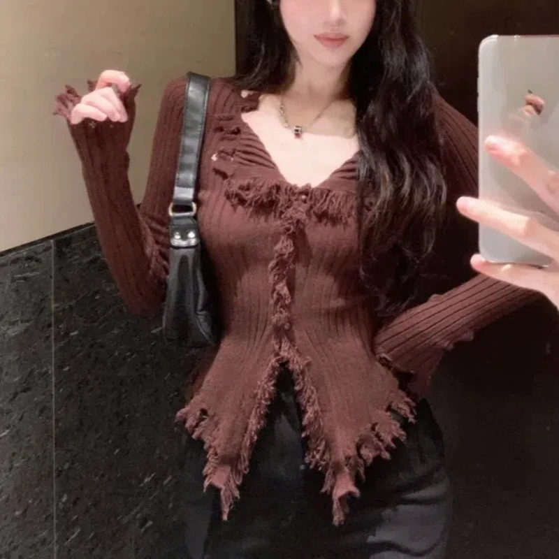 

2024 Women's Spring and Autumn New Splicing V-neck Button Screw Thread Fashion Solid Color Slim Fit Long Sleeve Knitted Top