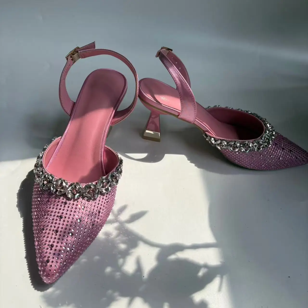 

LNATISNOVA Розовые туфли на высоком каблуке со стразами, комплект для вечеринки/свадьбы: босоножки-стилеты с бриллиантами и клатч
