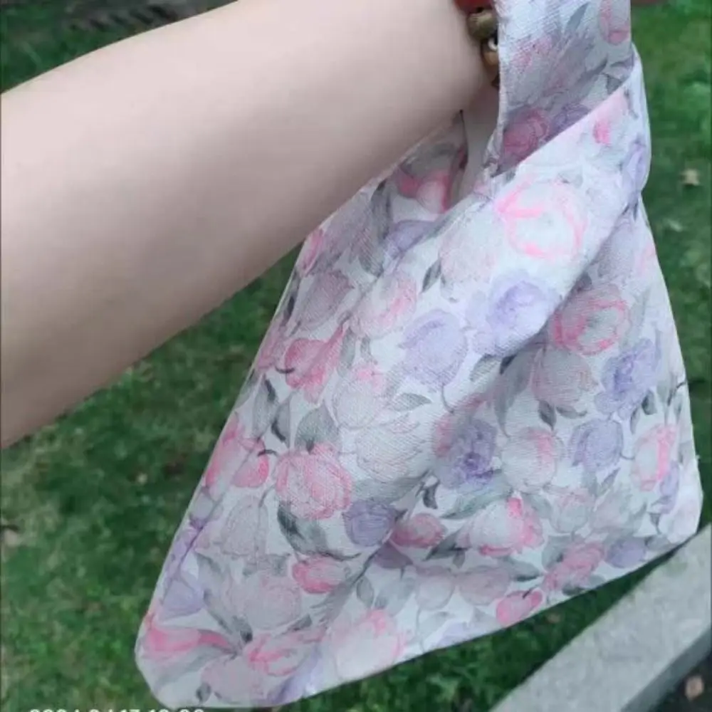 Reusable Printed Flower Wrist Bag Korean Style Floral Spring Outing Handbag Large Capacity Women Small Purse Mommy Bag