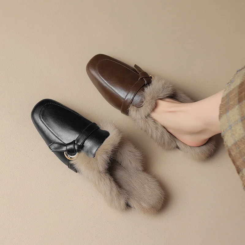 Women Leather Flats Mules Slippers Fur Belt Buckle Short Plush Warm Shoes Women New Autumn Winter Fashion Baotou Half Slipper