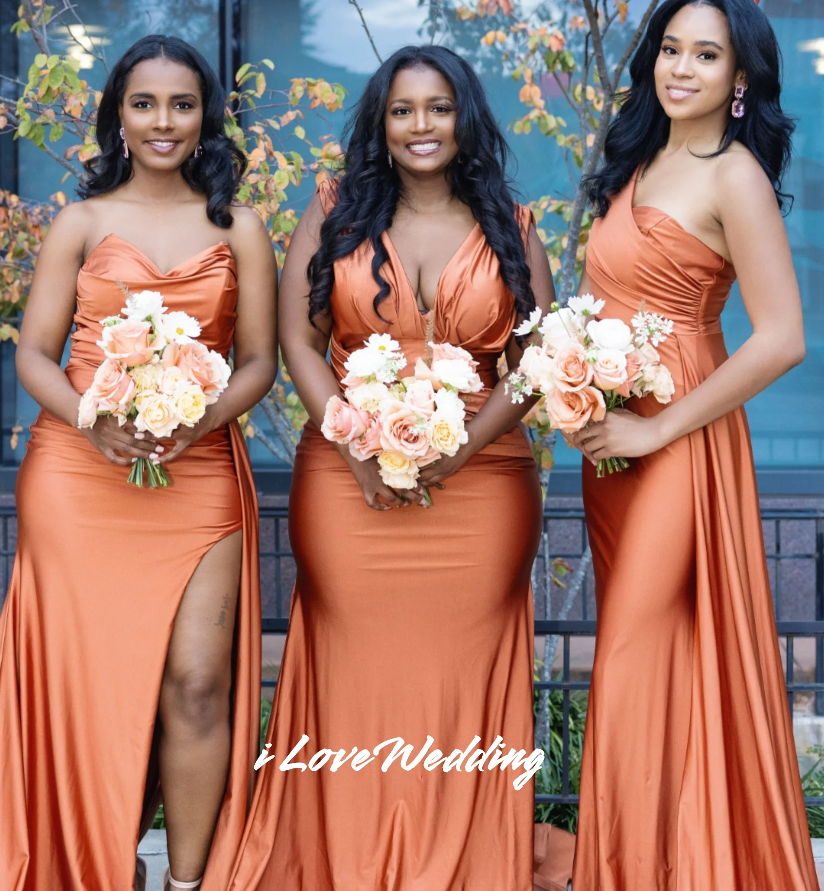 Bright Orange V-Neck Bridesmaid Dress Long Sweet Train Mermaid Skirt Pleated Minimalist Evening Dress Party Dress Customized