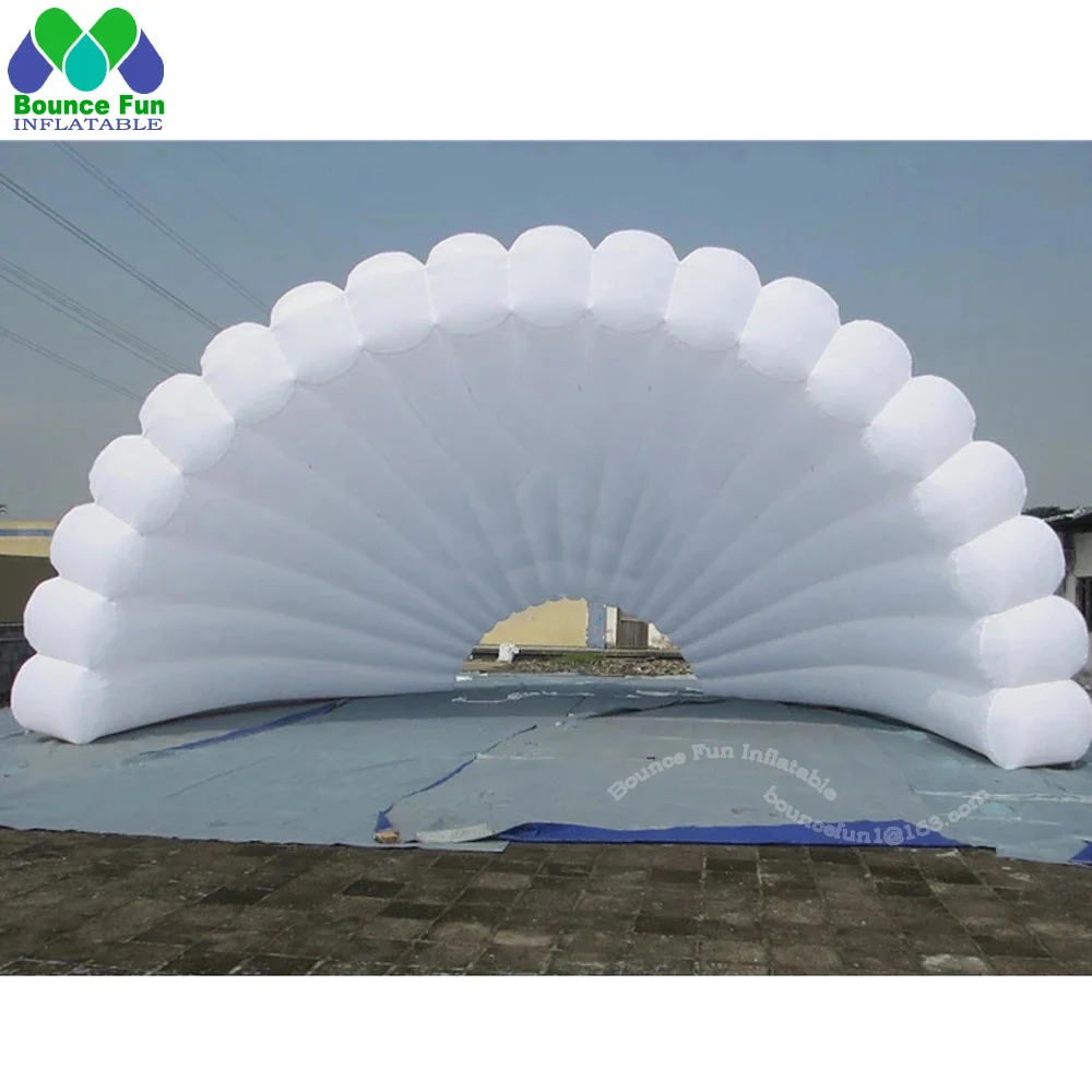 Kommerzielle große aufblasbare Iglu-Bühnenabdeckung, weiße Muschelkuppel, Zelte und Unterstände, Terrassenparty für Hochzeitsveranstaltungen, Musikkonzert