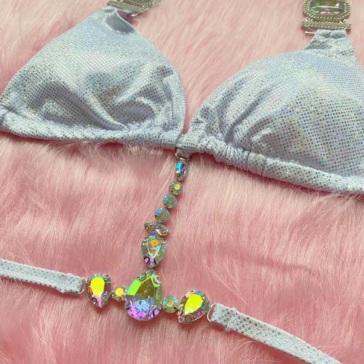 

Sexy Bikinis Swimsuit With Rhinestones Shinny Glitter Swimwear Female Halter Bikini Beach Swimming Bathing Suit Women Bather