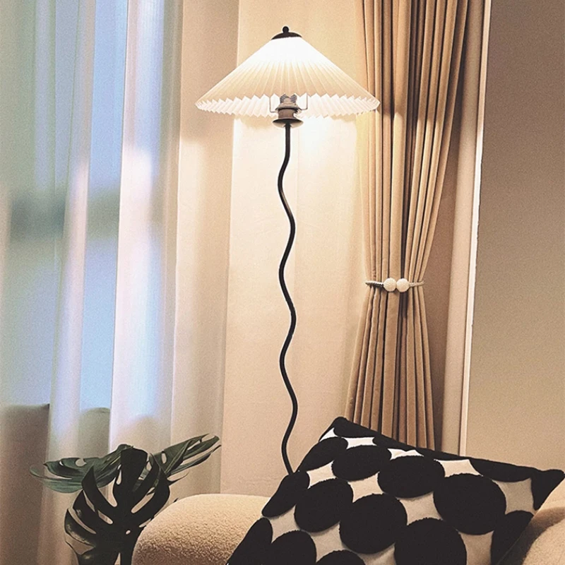 

Nordic Pleated Fabric Led Floor Lamp Living Room Sofaside Home Decor Standing Table Light Lighting Bedroom Bedside Lamp Fixtures