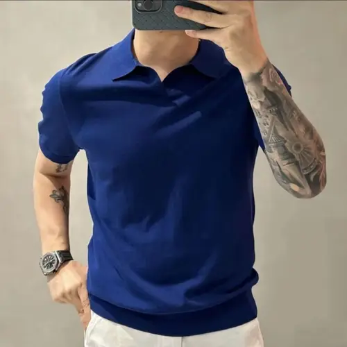 Imagen 1 del producto Polo de punto de lujo ligero para hombre, camiseta informal lisa con cuello en V, Jacquard sólido, manga corta, M-4XL transpirable, 2023