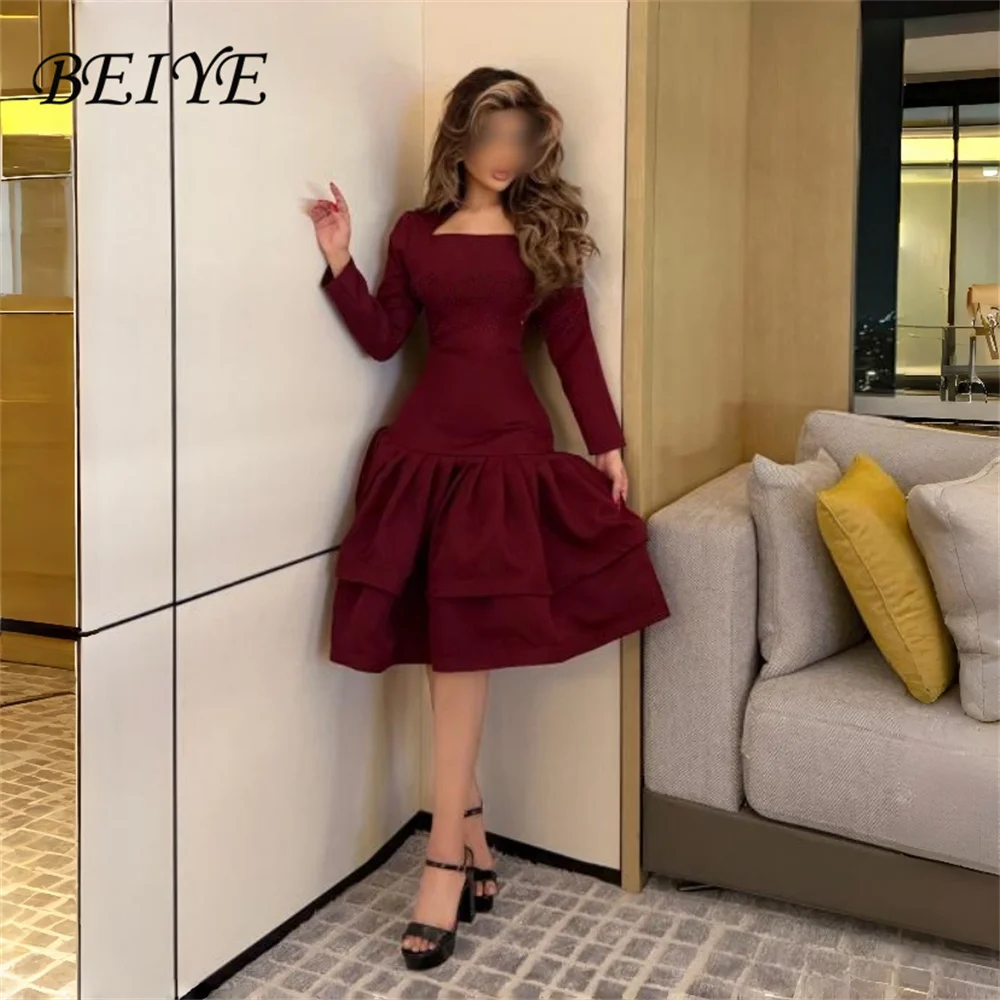 

BEIYE Simple Red Satin Short A-Line Evening Dress Long Sleeve Square Collar Tiered Party Gown Customized فساتين سهرات