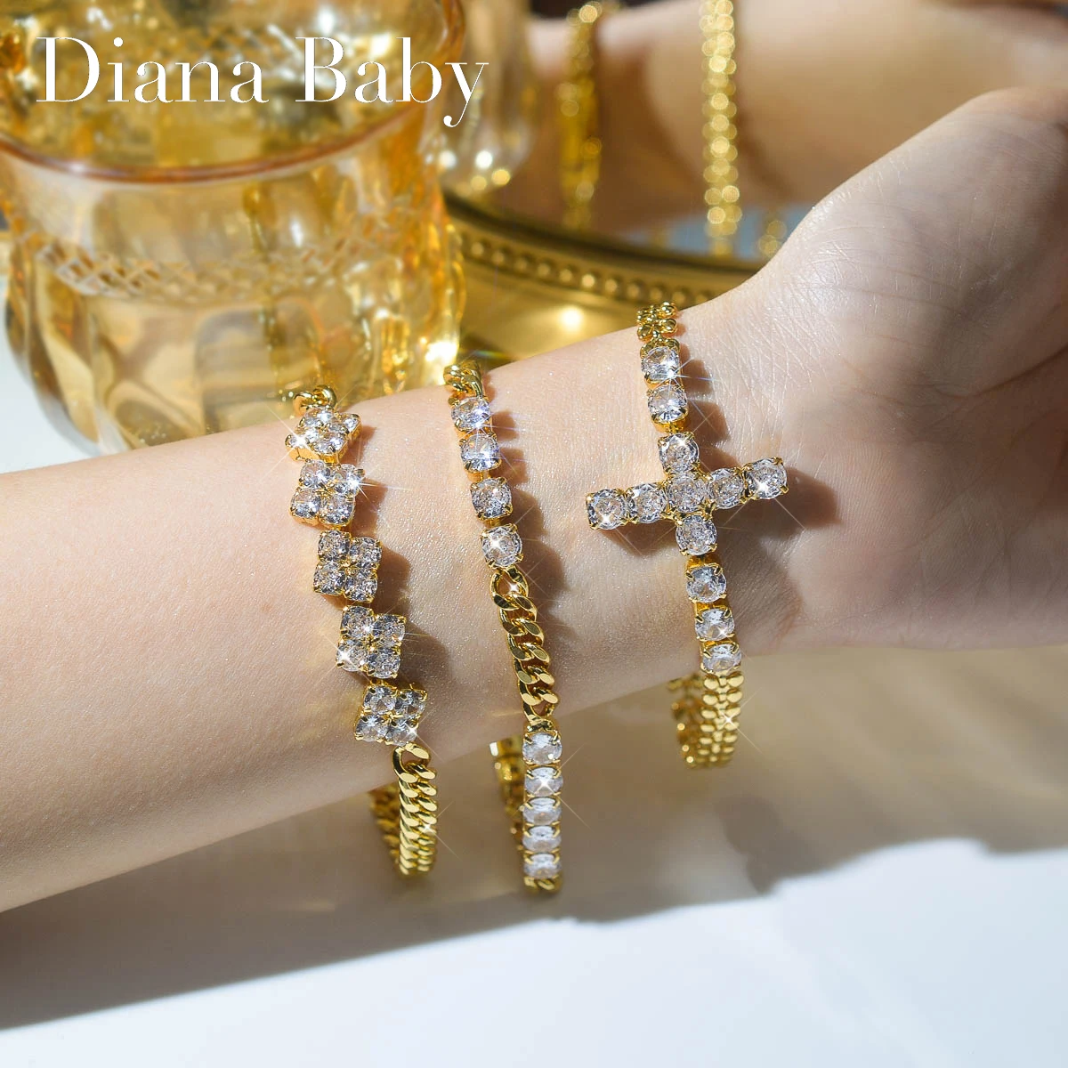 

Hot Sale Shiny Bracelet Anniversary Gift Trendy Jewelry Free Shipping Women Luxury Gold Color Bracelets