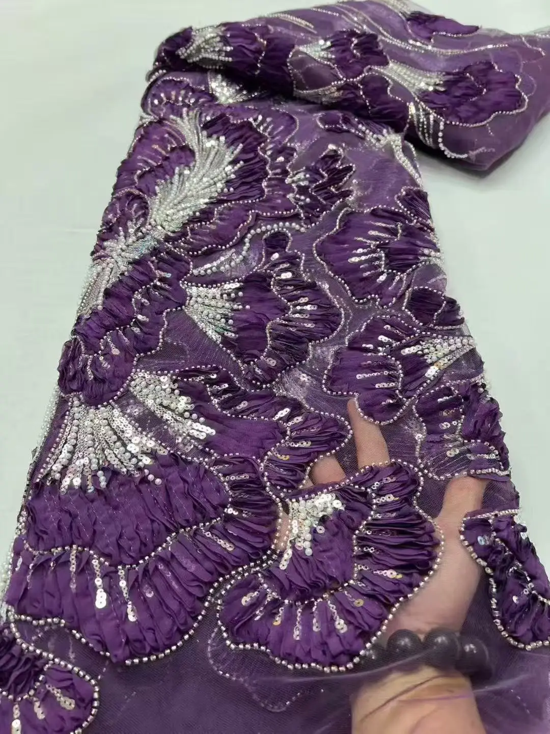

2026 High Quality African Sequins Beaded Lace Fabric French Embroidery Beads for Nigerian Wedding Dresses Sewing 5 Yards