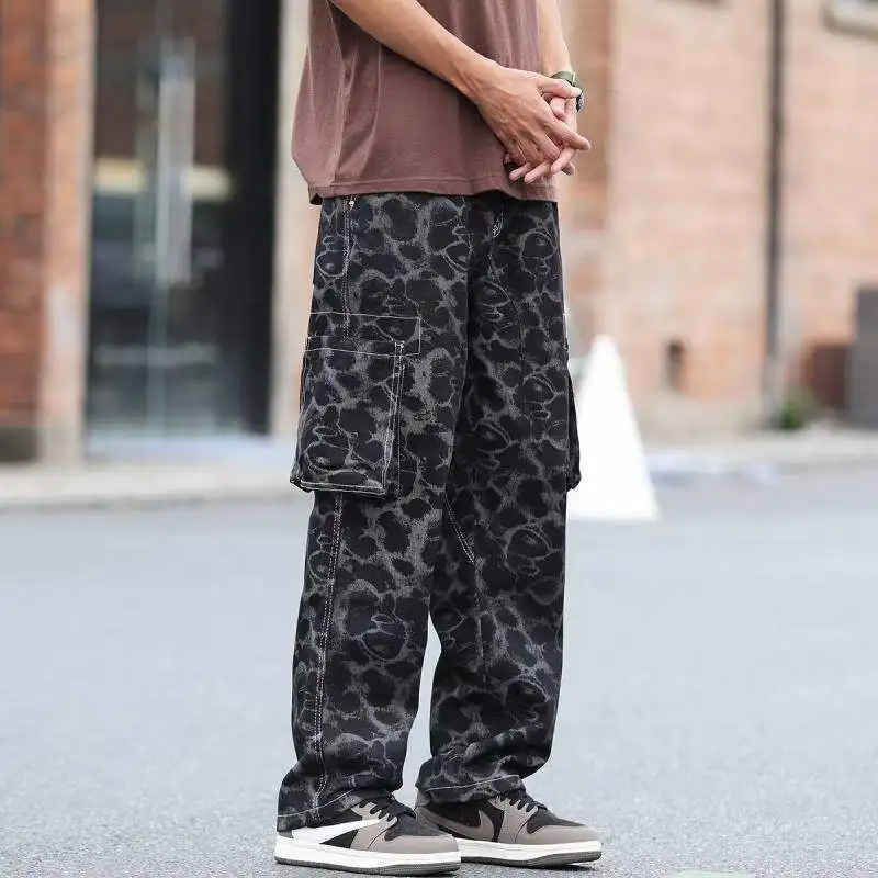 WTHT Mode Herren Leopardenmuster Taschen High Street Denim Hosen Vintage 2025, Sommer, lässig, gerade, weites Bein, Jeans männlich 2A1219