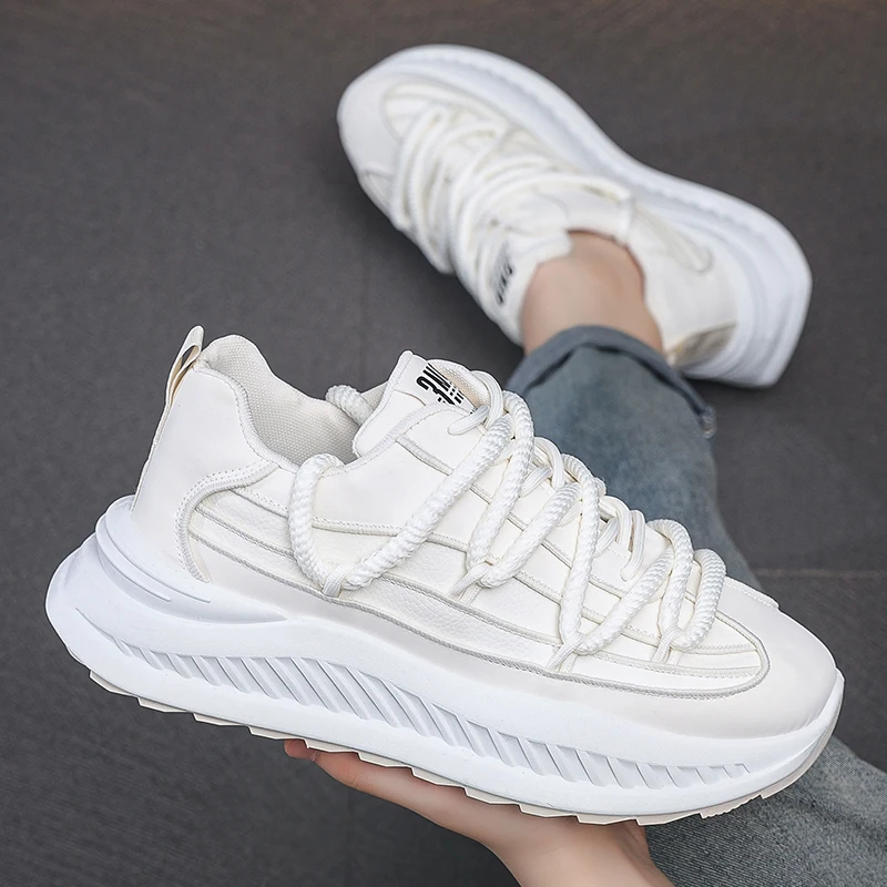 

2026 New Men's Chunky Dad Shoes Thick Bottom Anti‑Slip Wear‑Resistant Elevated Casual Sports Sneakers