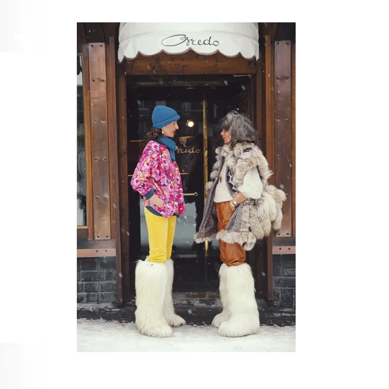 Slim Aarons Cortina d'Ampezzo Fashion 1982, Print Art Canvas Poster,Living Room , Home Wall Decor Picture