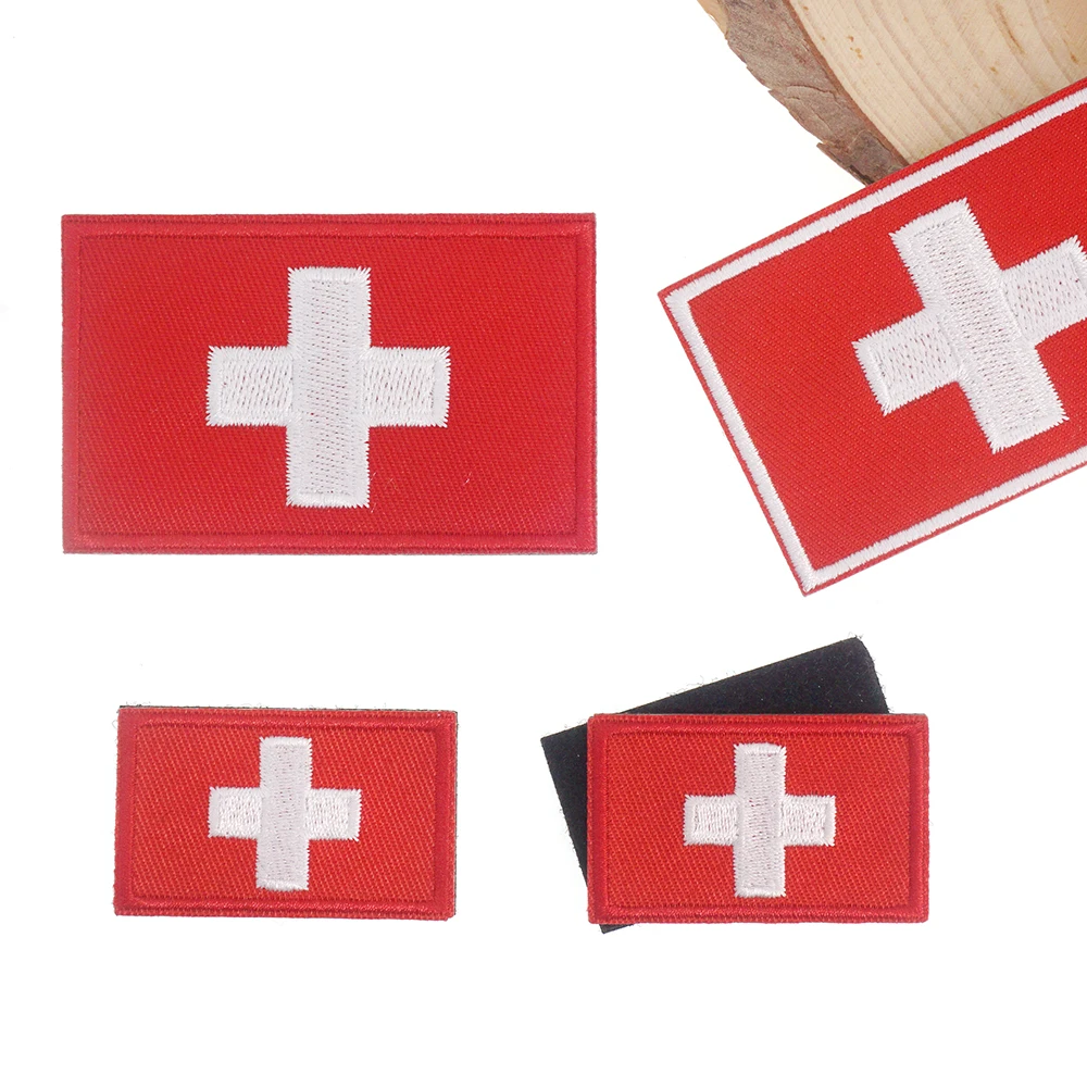 1 Stück bestickter Schweizer Flaggen-Aufnäher mit Klettverschluss, Schulterabzeichen, zum Aufbügeln für Kleidung und Accessoires
