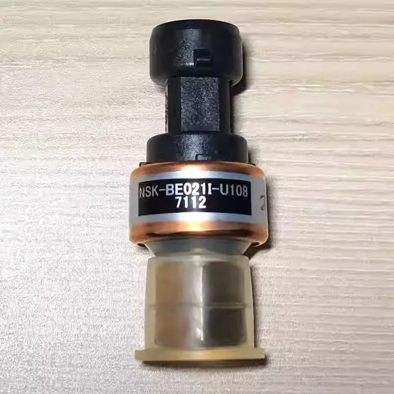 

1 шт. новый для датчика высокого давления Carrier 30XAXWXQ 00PPG 000012000 NSK-BE021I-U108