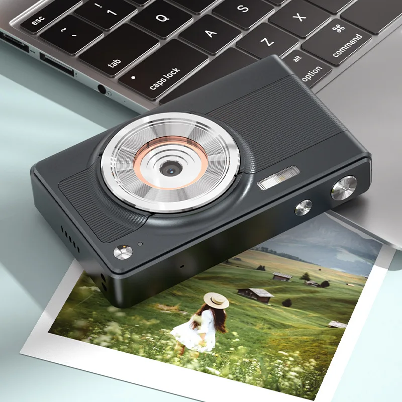 

2.8-Inch High-Definition Display Screen with Autofocus and 56 Megapixel student CCD Card 1080P Digital Camera Video Camera