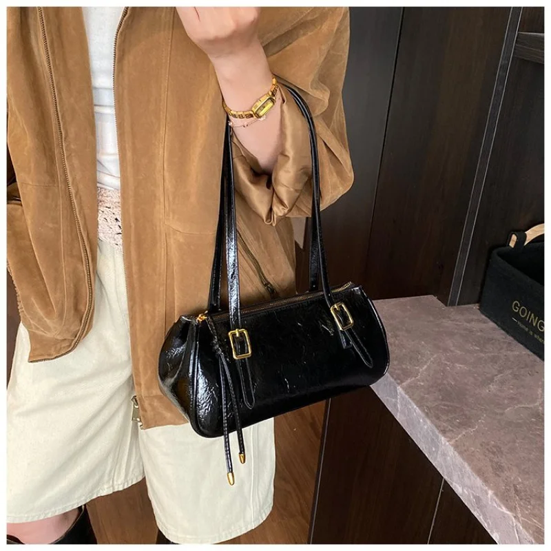 

Женская большая сумка из кожи с звездным принтом и Бельгийским повседневным винтажным легким мягким пригородном стилем