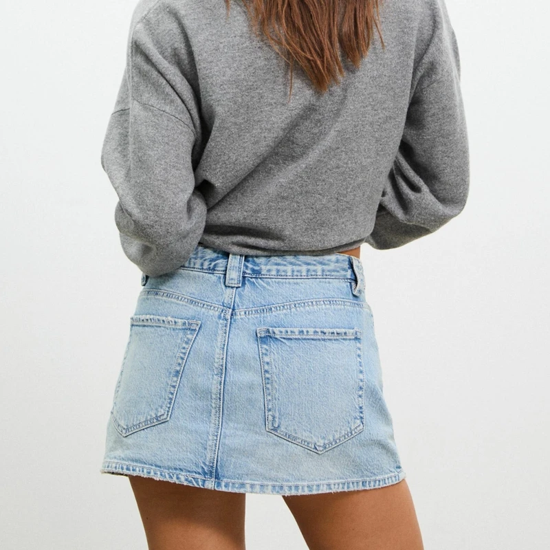 Combhasaki レディース Y2k ヴィンテージ レトロ デニム ミニスカート ポケット付き カジュアル スタイリッシュ ボタン ミッドライズ Aライン ジーンズスカート 夏用