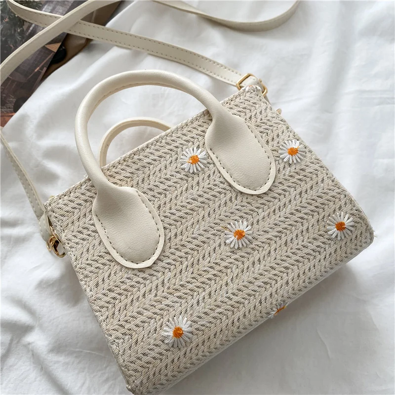 Small Canvas Tote Bag Women's Summer New Daisy Woven Handbag One Shoulder Square Single Straw Weave Women Messenger Bags Beach