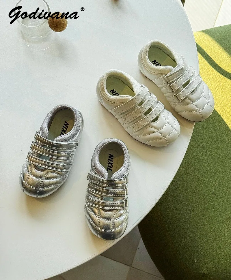 

Kids Fashion Flats Non-slip Soft Sole Casual Shoes 2026 Spring and Autumn New Simple Shoes Childrens Hook&loop Sneakers