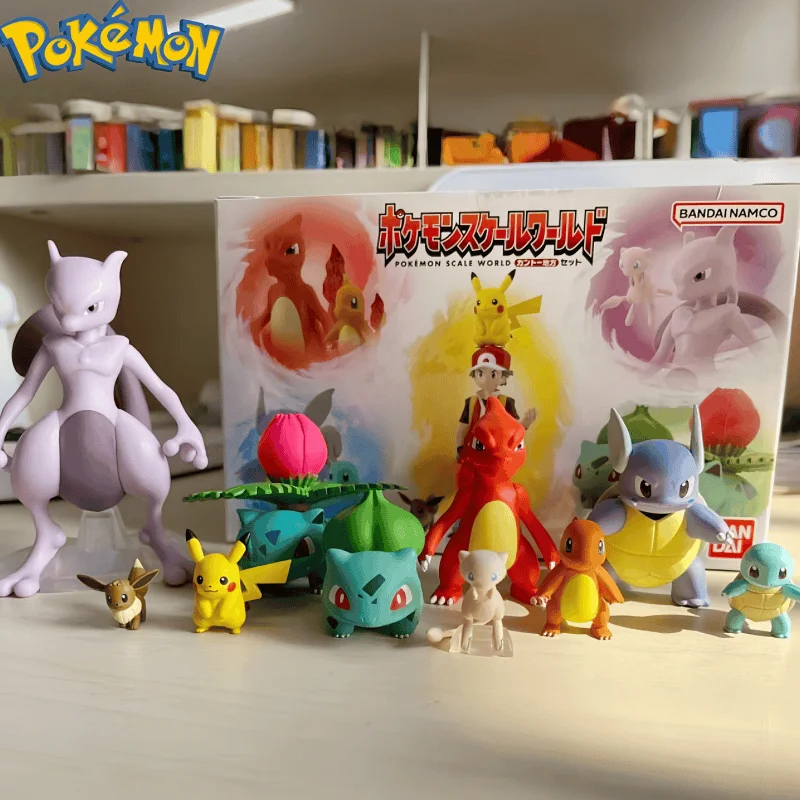 Bandai escala Original mundo POKEMON región de Kanto rojo Charmander Squirtle Bulbasaur Anime figuras de acción juguetes para regalo