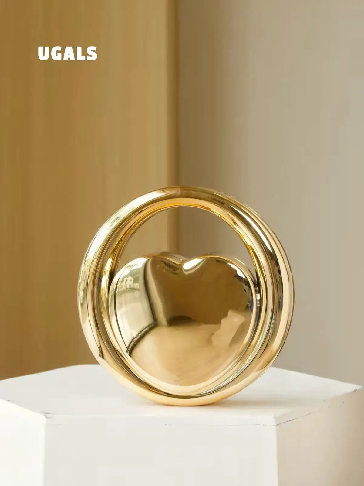 Acrylic Heart Shaped Bag Circular Handheld Women Handbag Luxury Exquisite Evening Bag Wedding Party Clutch Purse Shoulder Bag