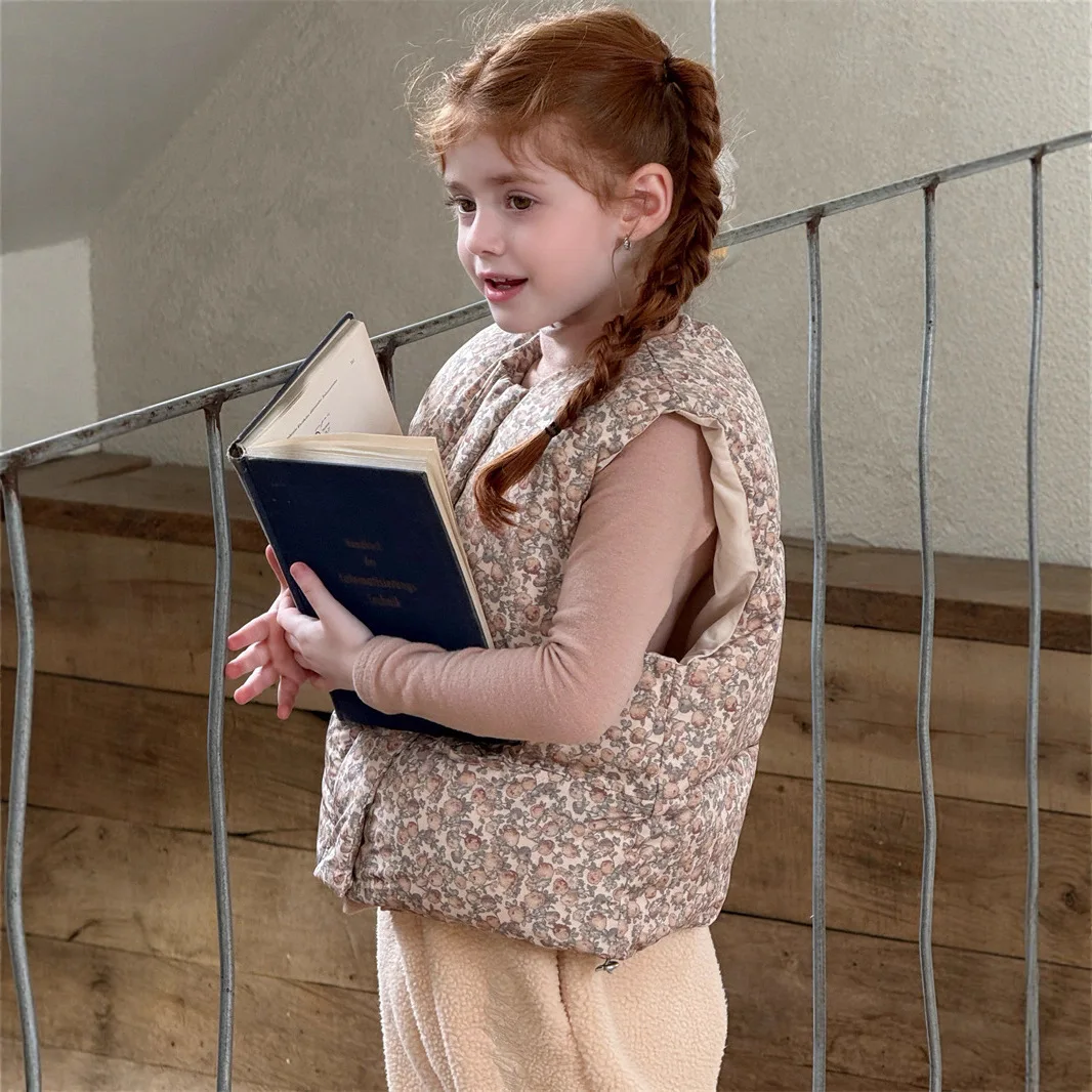 

Жилет для девочек, новинка зимы 2025, модная теплая детская верхняя одежда с принтом, пуховый жилет из чистого хлопка, детская утолщенная куртка