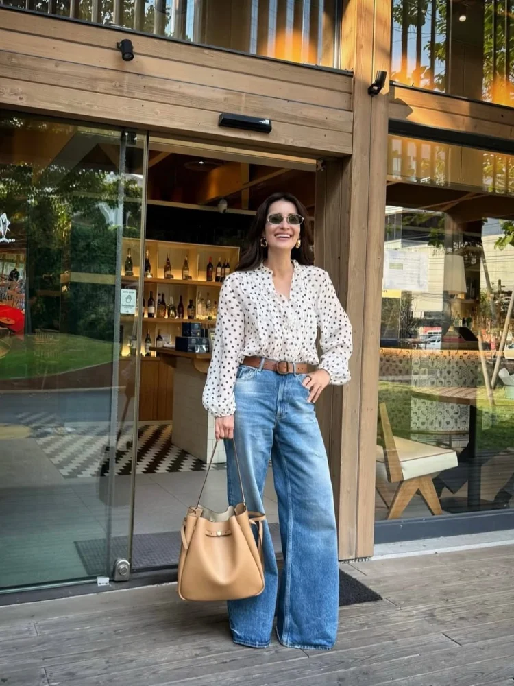 

Элегантная женская повседневная блузка из шифона в горошек с кружевом, длинными рукавами, V-образным вырезом и рукавами-фонариками, свободного кроя, модель 2026 года, для повседневной носки и офиса