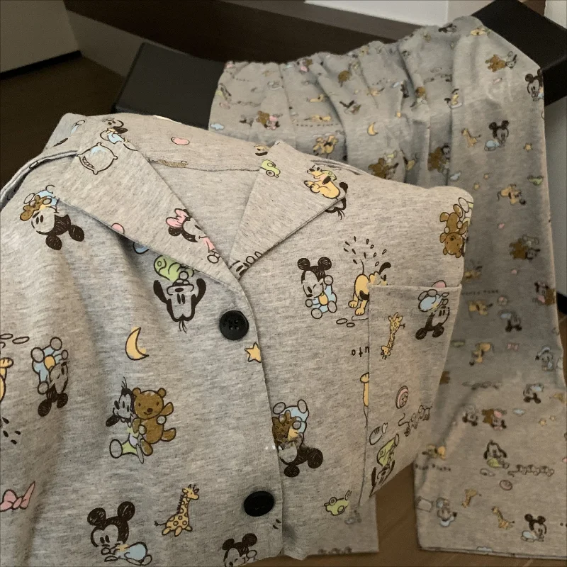 Pijama de pareja de Mickey para hombre y mujer, conjunto de dos piezas con pantalones de manga larga y solapa de algodón, ropa de estar por casa de Disney, novedad de otoño