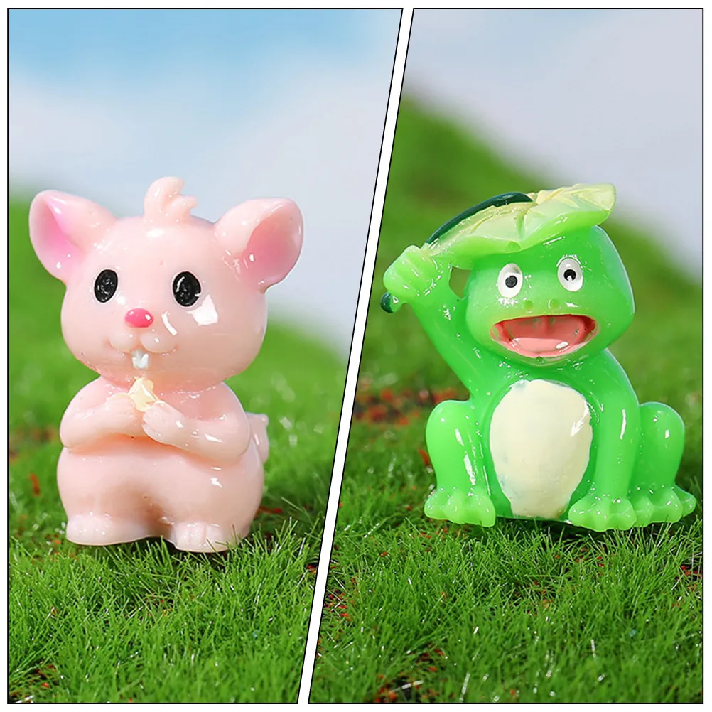 

12Pcs Small Animal Decoration Realistic Simulation Resin Figures for Desk Garden Balcony Potted Plants Cake Decor Educational