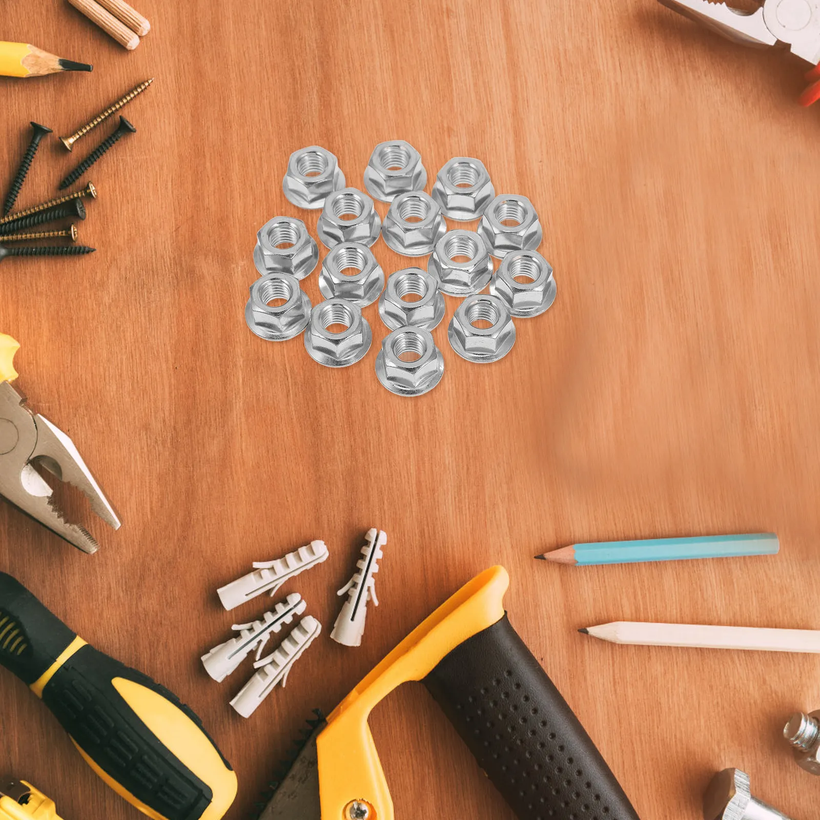 

15Pcs Chainsaw Guide Bar Nuts Replacement Parts Precise Fit Bar Clamp Nuts Heavy Duty Maintenance Kit Replacement Chainsaw Parts