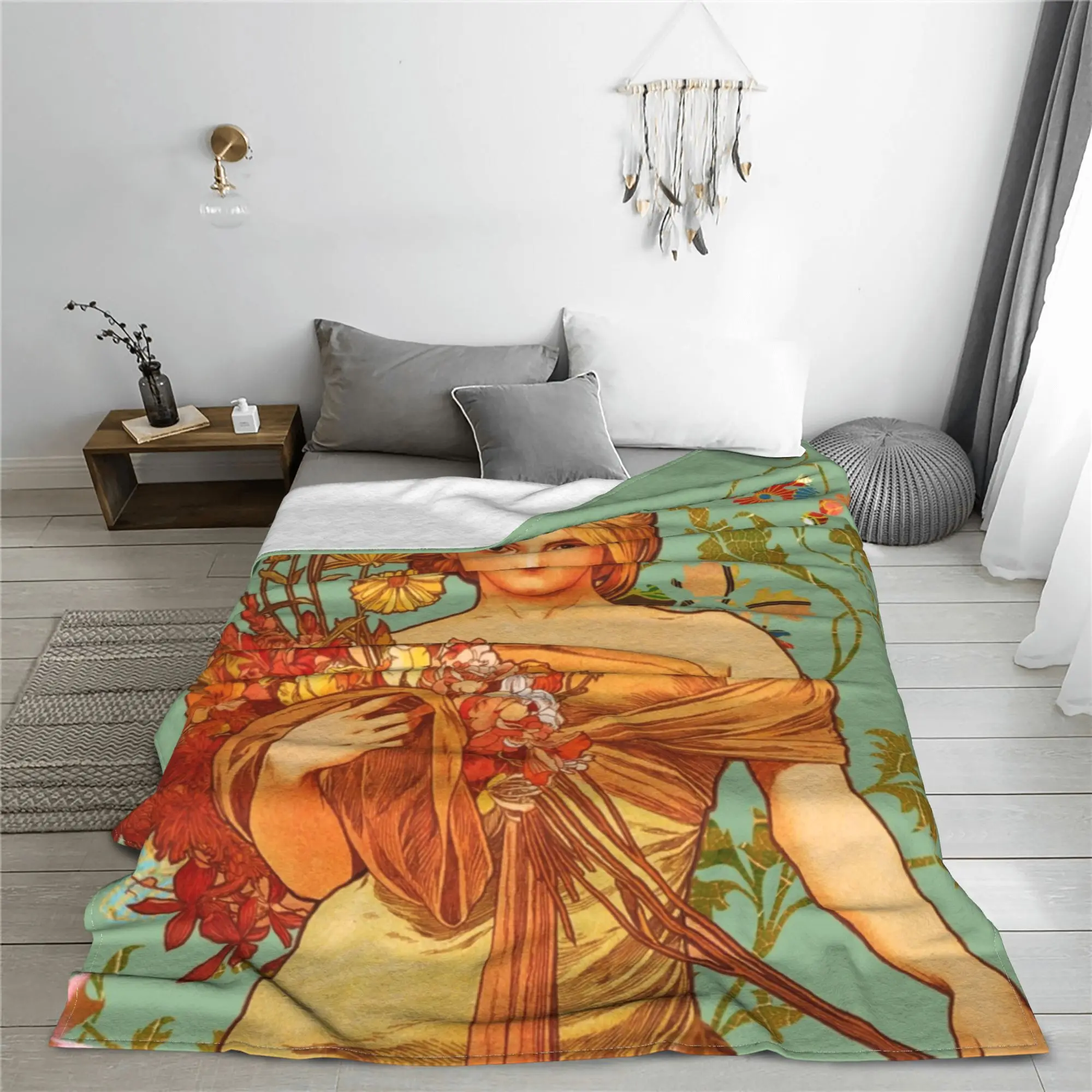 Alphonse Mucha Floral Blanket Fleece Retro Beauty Women Lightweight Thin Throw Blankets for Car Sofa Couch Bed Rug
