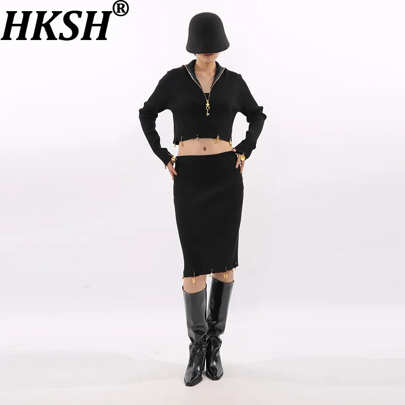 HKSH Women Set Elegant Fashion Half-zip Design Metal Decoration Short Sweatshirt Dark Style Casual Skirts Two-piece Sets HK27997
