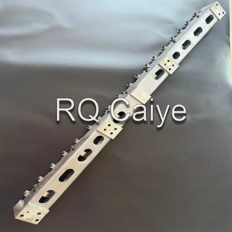 High Quality C4.313.101 Transfer Gripper Bar For Heidelberg CD102 SM102 Transfer Gripper Bar Printing Machinery Spare Parts