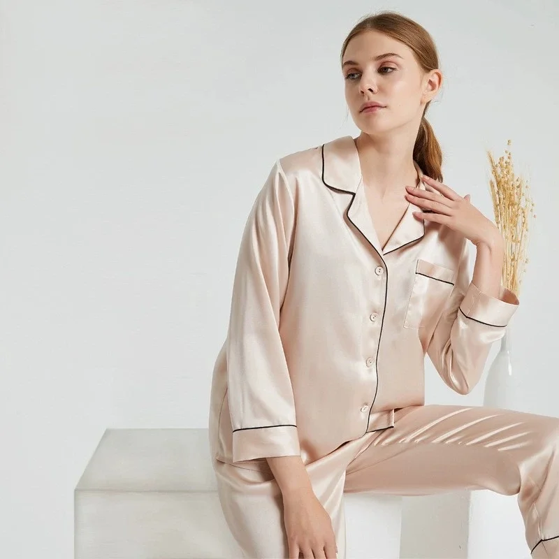 

22-Momme Heavyweight Mulberry Silk Long-Sleeve Pajama Set / 2-Piece Mulberry Silk Loungewear Set