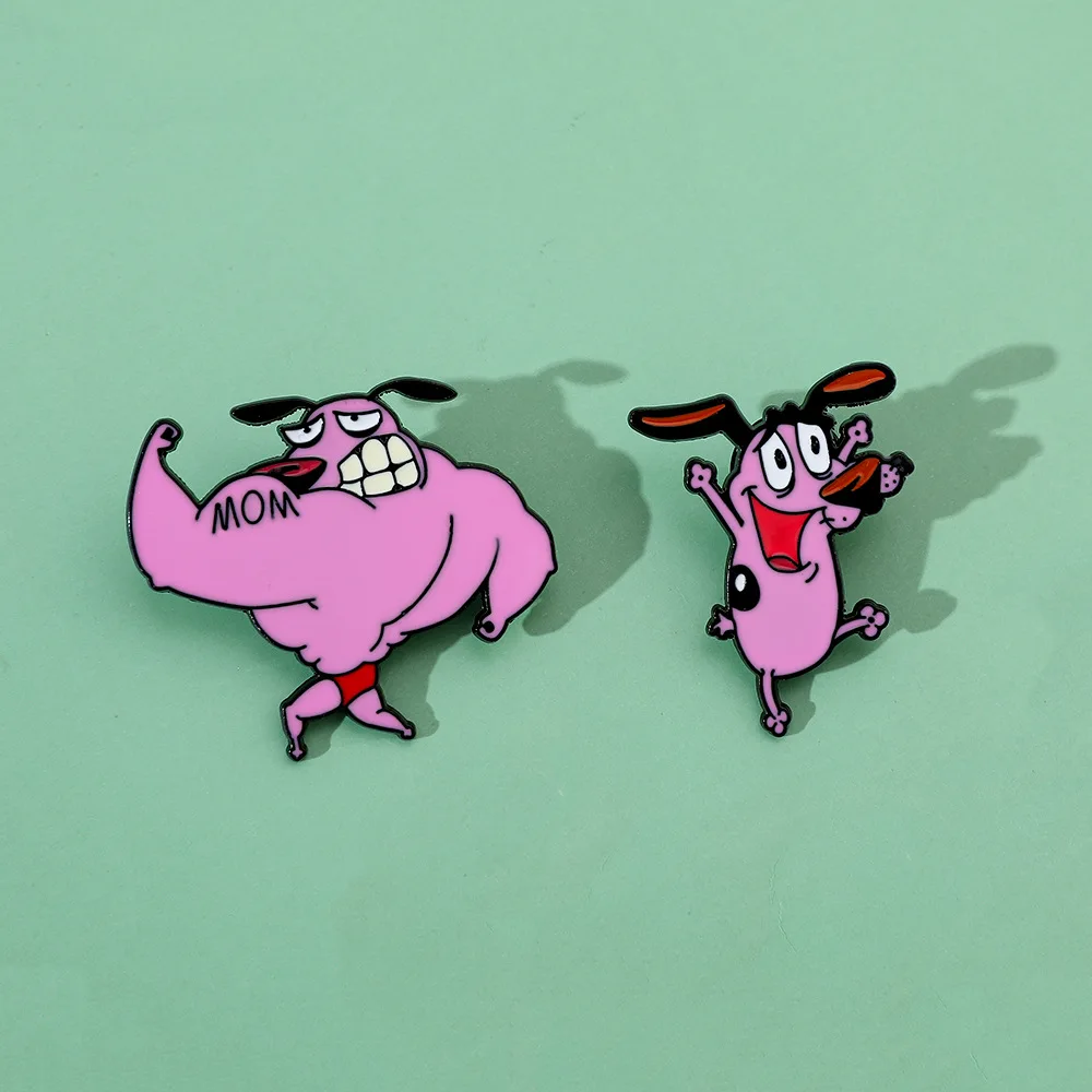 Cartoon Courage Cowardly Dog Spilla Spille smaltate Simpatico animale rosa Spille per cani Vestiti Distintivi da bavero Regalo di gioielli per bambini Amici