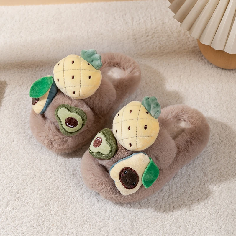 

Children's home warm shoes, fruit toys children's thick fur slippers 2025 winter new girls' open toe comfortable cotton slippers