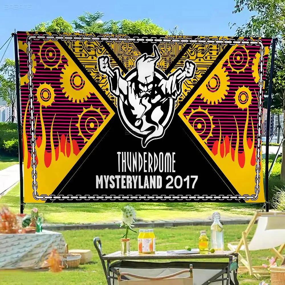 Music H-Hunderdome Small Size Cheerleading Banner Hand Pulled Flag Outdoor Atmosphere Flags