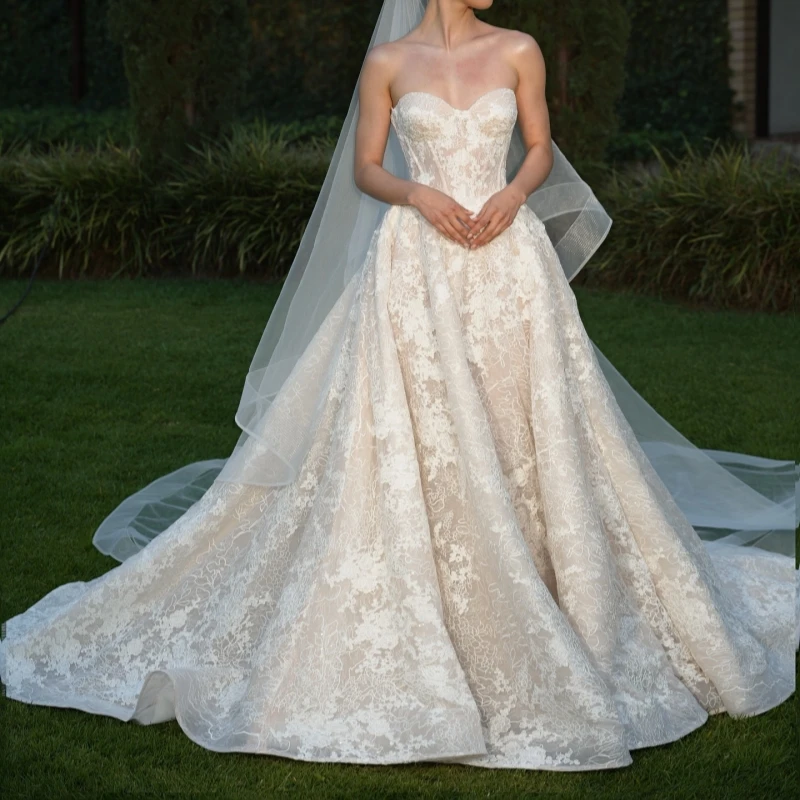 

Luxury Light Champagne Dubai Arabic Mermaid Wedding Dresses Applique Lace Tull A-Line Court Train Wedding Dress