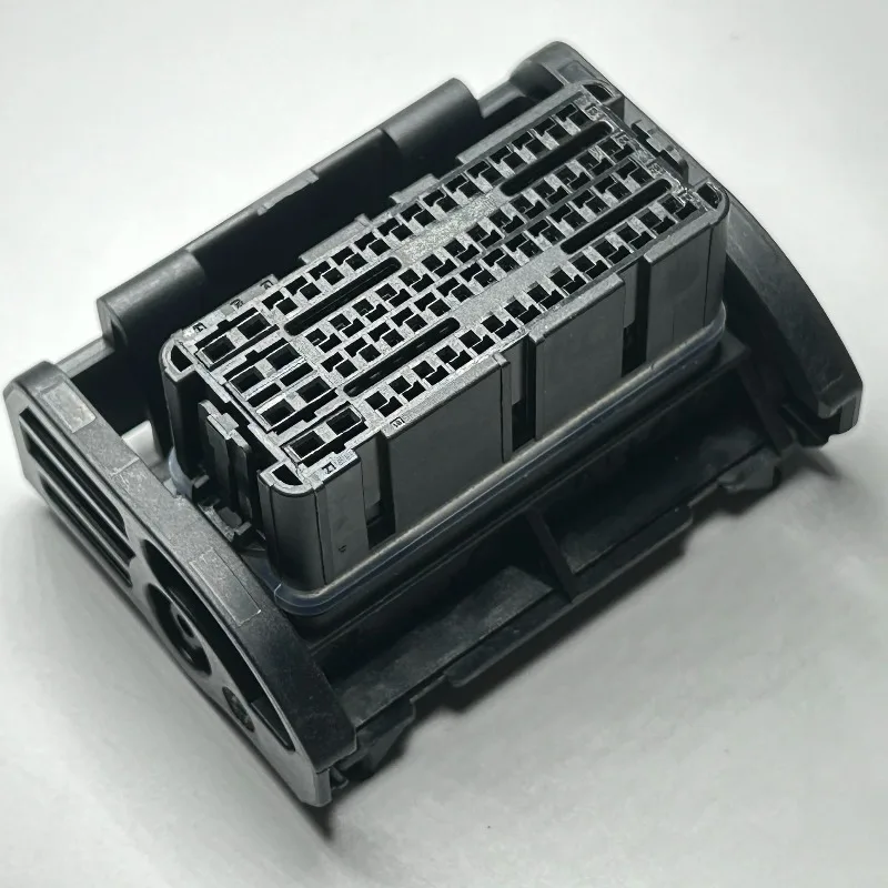 1PCS 35708717 Original 64-hole, car engine computer board plug, shell plastic case, wiring harness