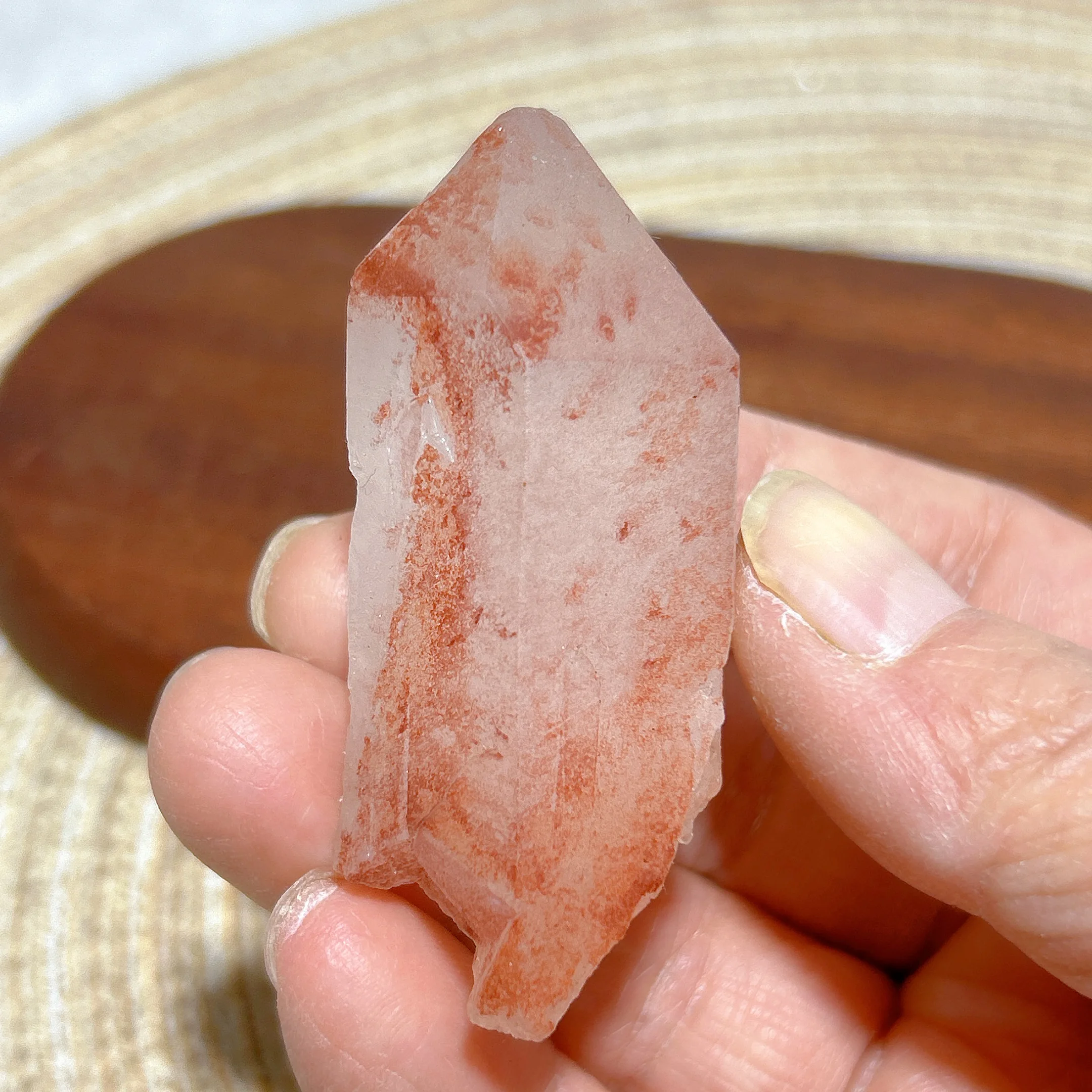Healing Natural Crystal Red Face Clear Quartz Raw Stone Specimen Gemstones Mineral Energy Home