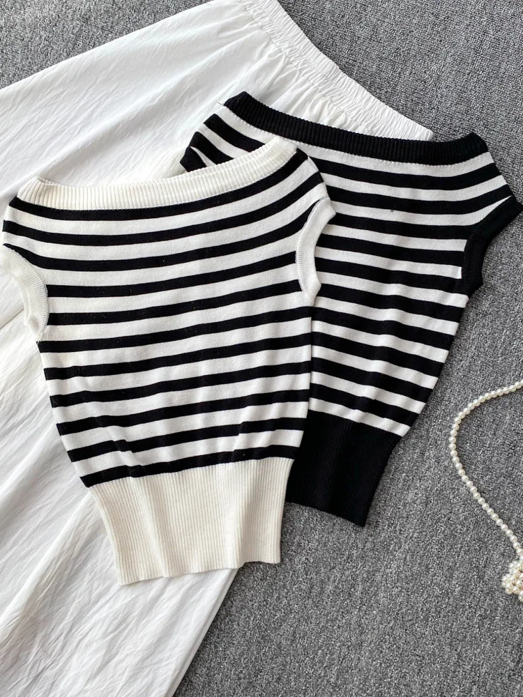 

American Sle Spicy Girl Svel Striped Knitwear T-irt Women's Summer Slimming ort Design Sense Tight Fit Top