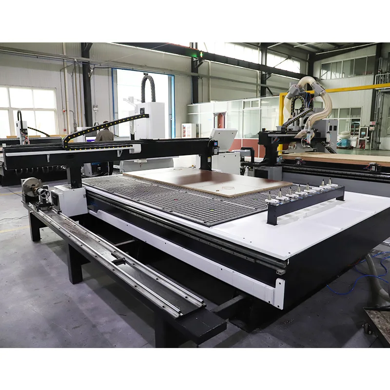 Macchina per intaglio CNC a quattro assi, macchina utensile per intaglio del legno, fresatrice CNC a quattro assi (supporto di rotazione 0-180 gradi